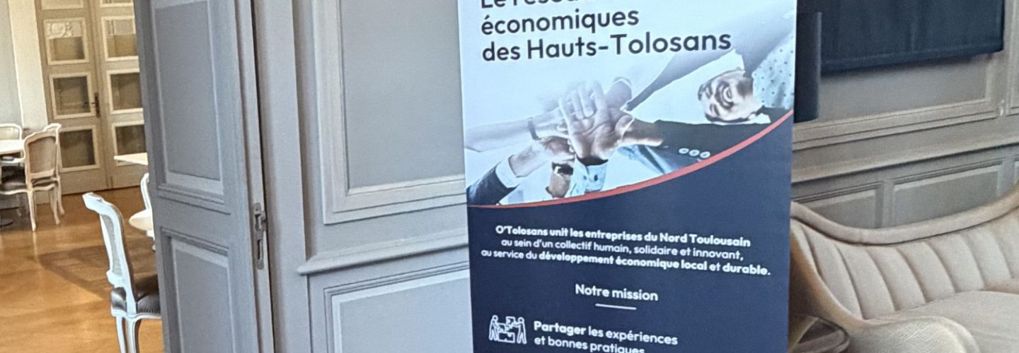 Photographie d'une kakémono pour l'association des O'Tolosans